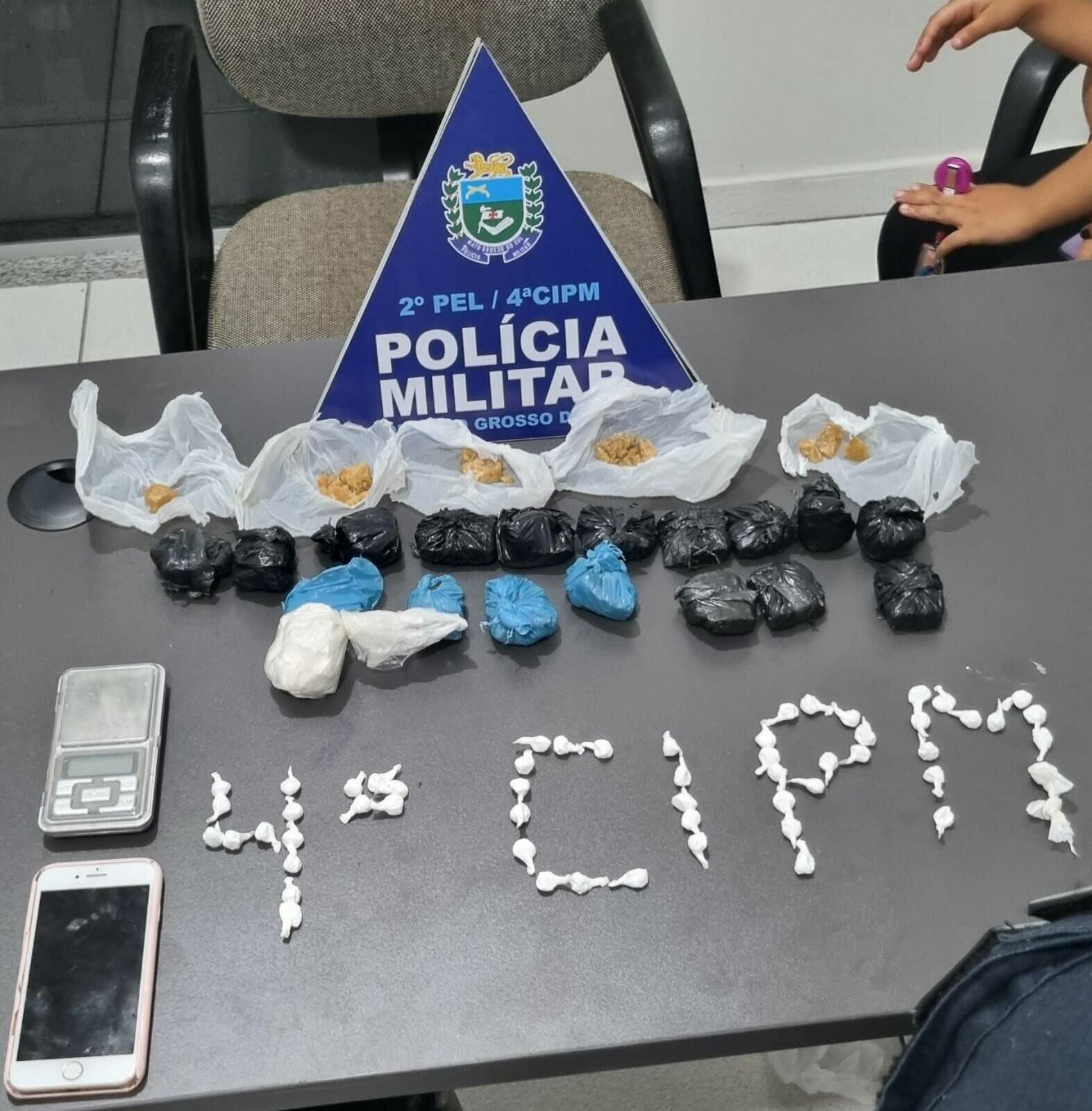 Imagem de compartilhamento para o artigo Traficantes são presos em flagrante com droga pronta para venda em Costa Rica da MS Todo dia